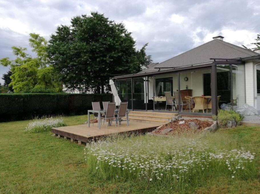 Maison bucolique à Anhée, vue Meuse et falaises Villa Exterior foto